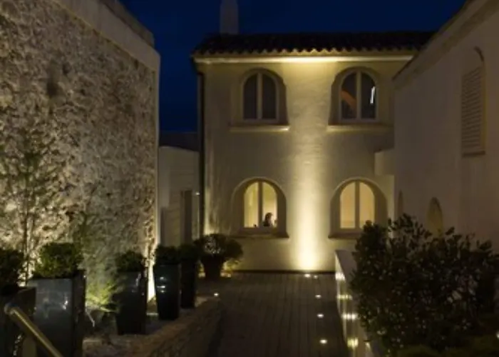 Genovese 4* Bonifacio (Corsica)