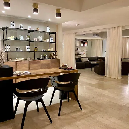 Genovese Hotel 4*