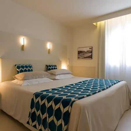 Hotel Genovese