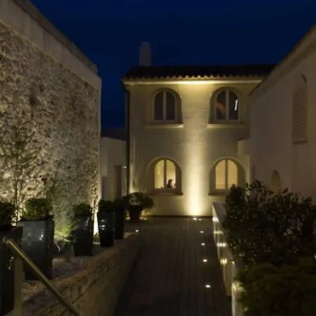 Genovese 4* Bonifacio (Corsica)