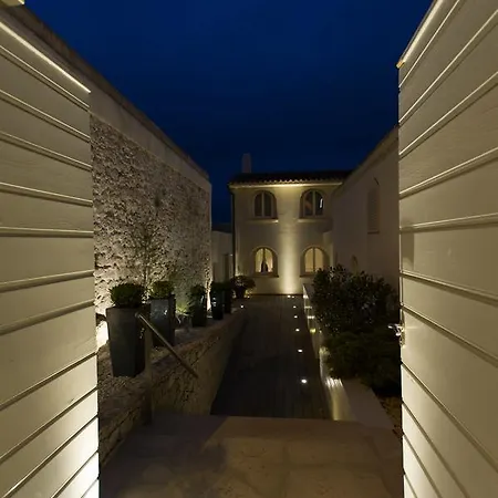 Genovese 4*
