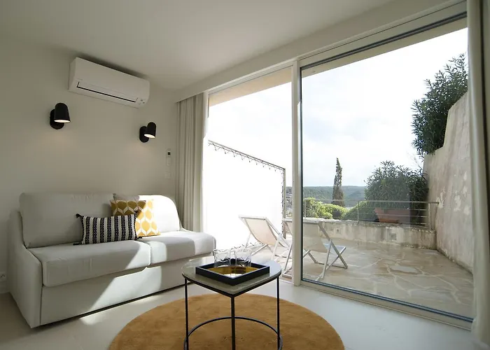 Genovese 4* Bonifacio (Corsica)